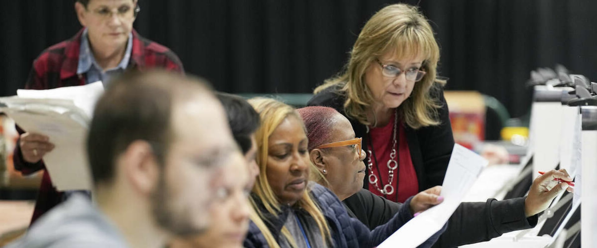 How the Internet Has Revolutionized Political Campaigns in Harris County, Texas